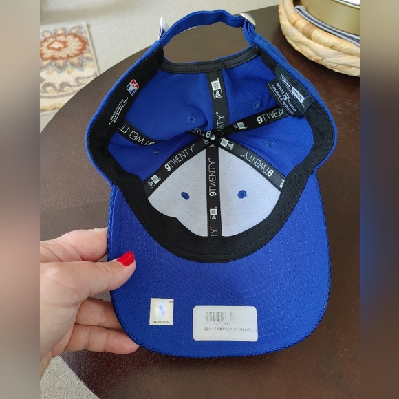 NWT NBA New Era Women's Adjustable Golden State Warriors cap - Picture 7 of 7